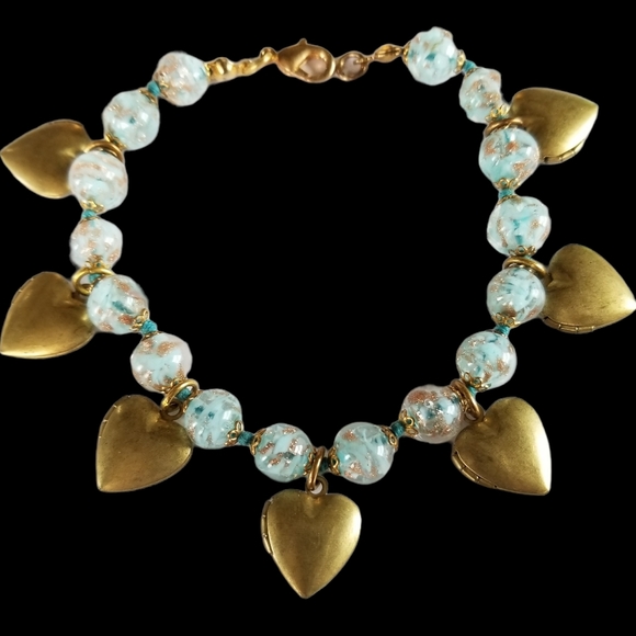 Hand Crafted Repurposed Vintage Art Glass Locket Bracelet - Picture 5 of 12